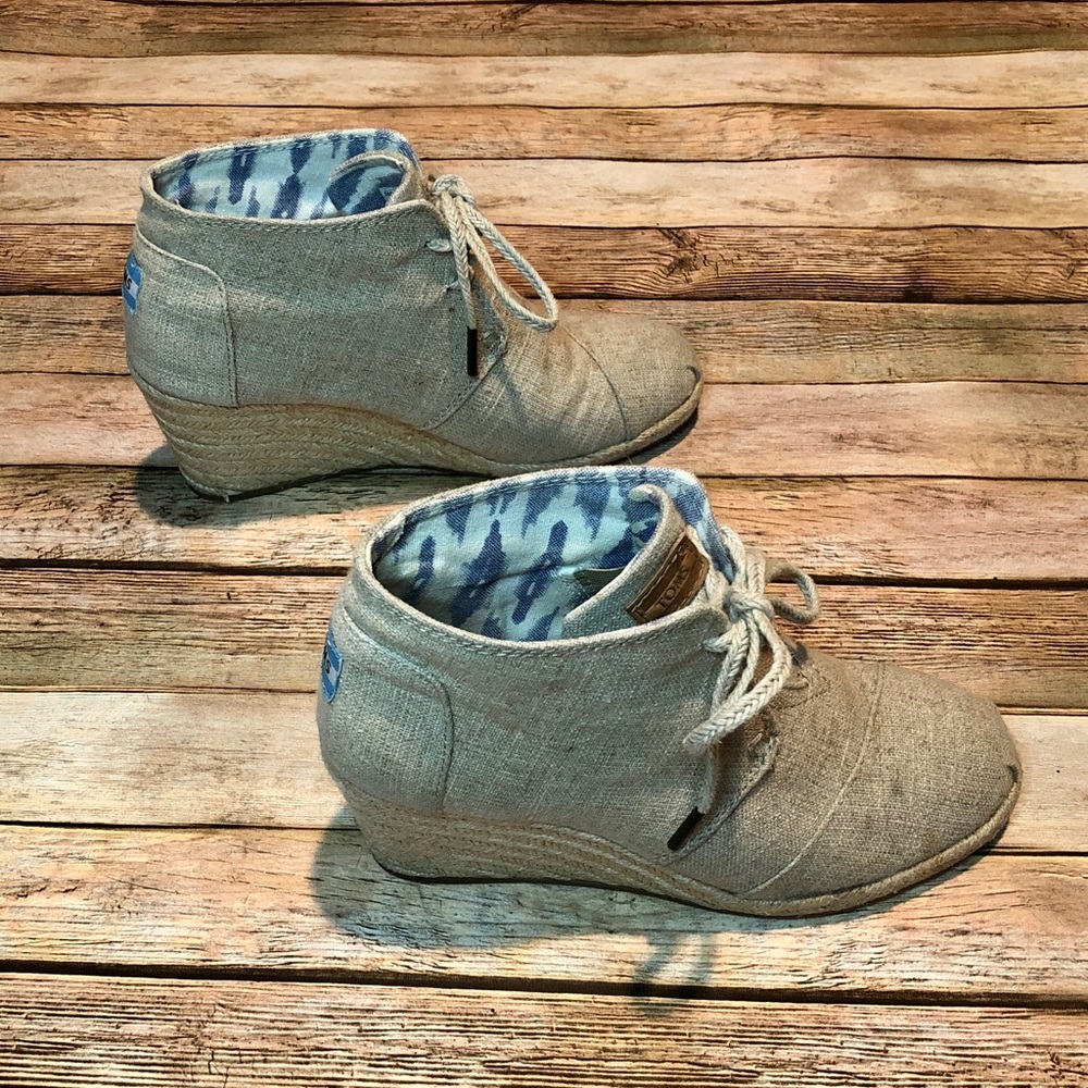 Toms Tan Wedge Booties